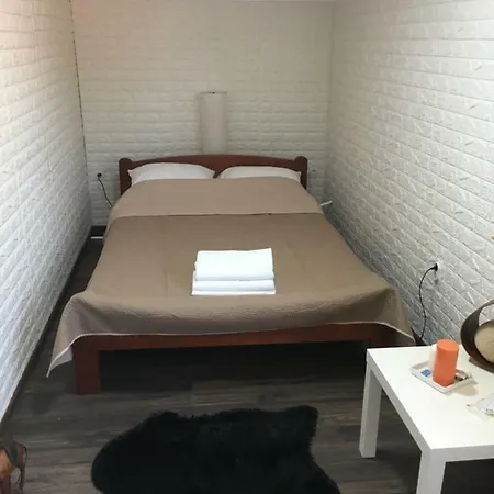 Na Vodi Hostel *