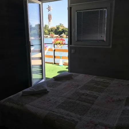 Na Vodi * Belgrade